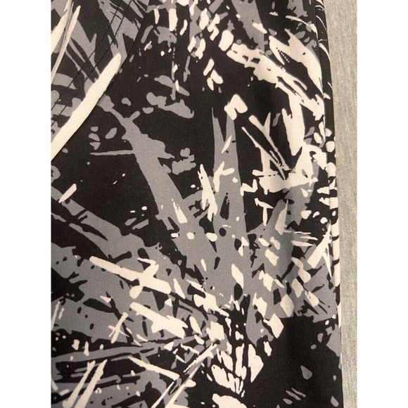 Fabletics Womens A Line Skirt Black White Floral Above Knee Sporty Pull On XL - Picture 8 of 8